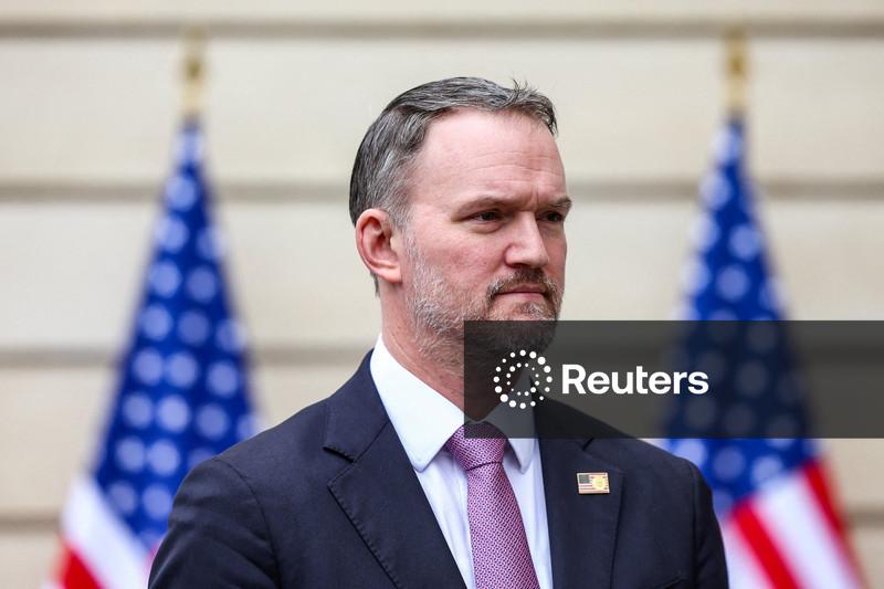 Representante comercial dos EUA pede a aliados que paguem mais por minerais essenciais, diz FT