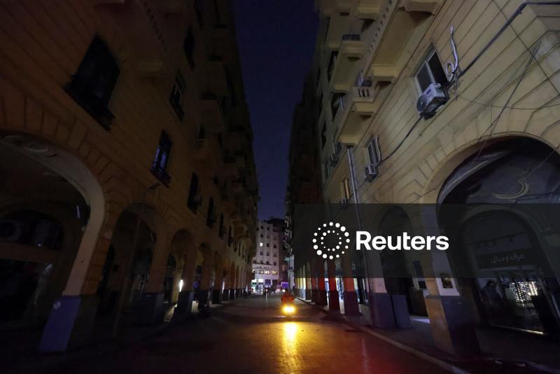 Egito suspende medidas de economia de energia e encerra restrição de fechamento de lojas às 23h