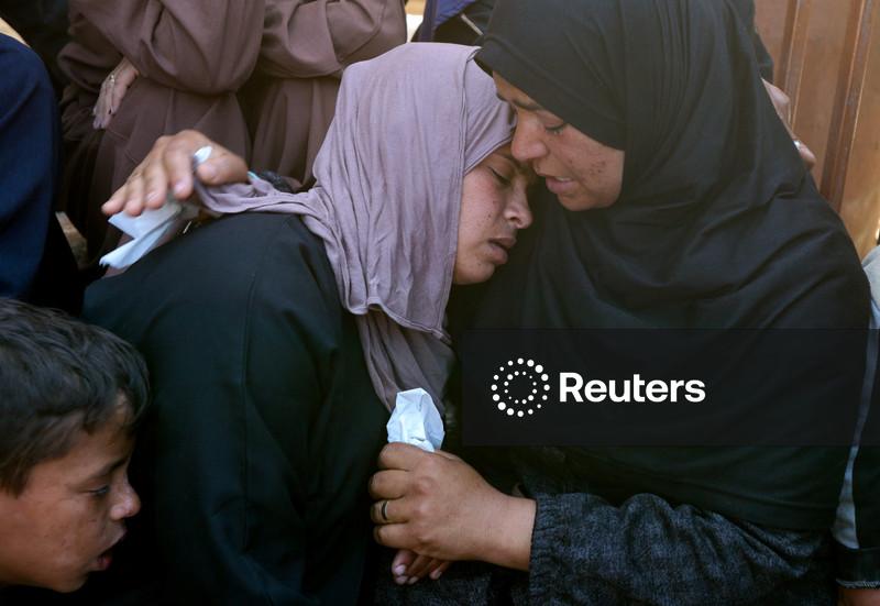 Ataques israelenses em Gaza matam cinco pessoas, incluindo um menino de 9 anos, dizem médicos