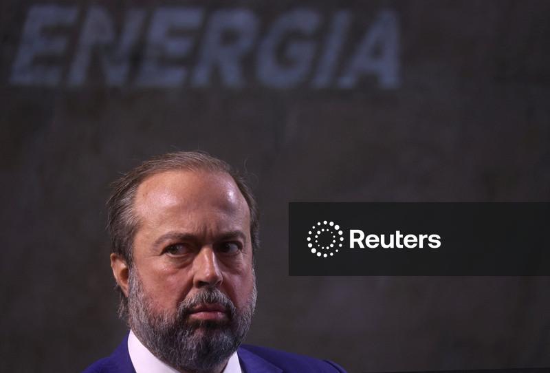 Governo vai recorrer de liminar que suspendeu taxa na exportação de petróleo para algumas empresas