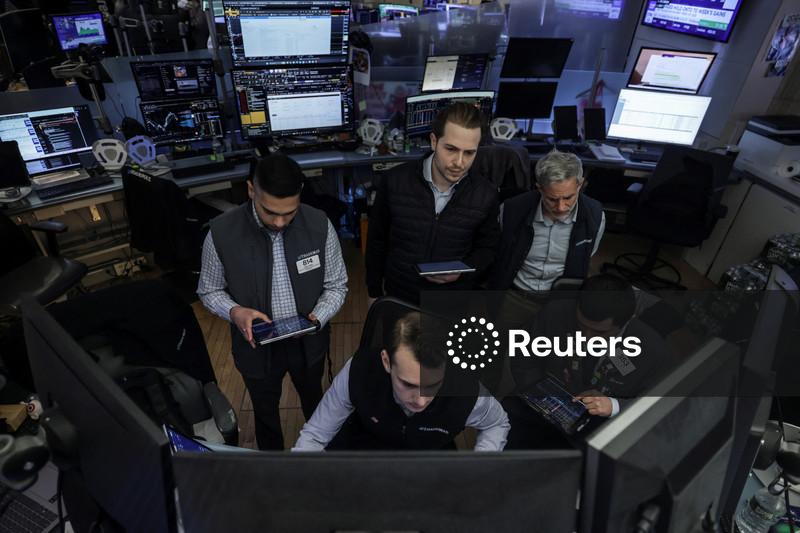 Wall Street sobe enquanto investidores avaliam perspectivas de resolução no Oriente Médio