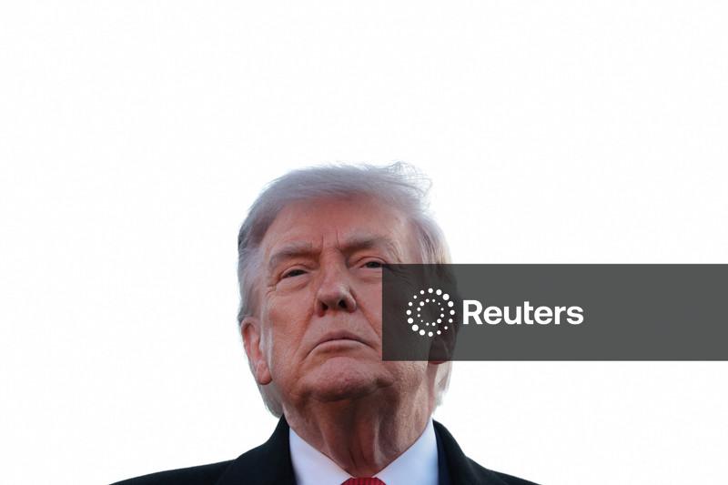Trump afirma que os EUA estão negociando com o Irã