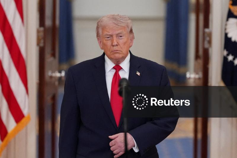 Senado dos EUA avança com medida que restringe poderes de guerra de Trump contra o Irã