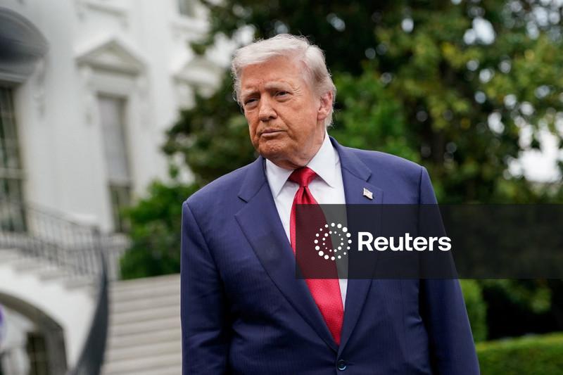 Trump afirma que Cuba busca  ajuda e que manterá conversações