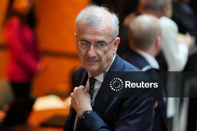 BCE precisa de "quantidade crítica de dados" antes de elevar os juros, diz Villeroy