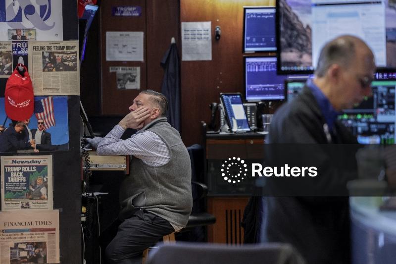 Wall St fecha em baixa com preocupações com inflação elevando rendimentos