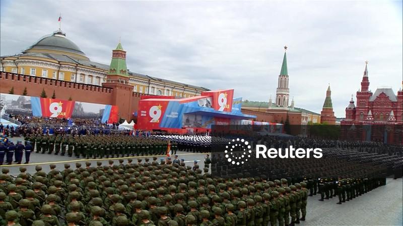 Putin participa de desfile da vitória da Segunda Guerra Mundial em meio a preocupações com guerra na Ucrânia