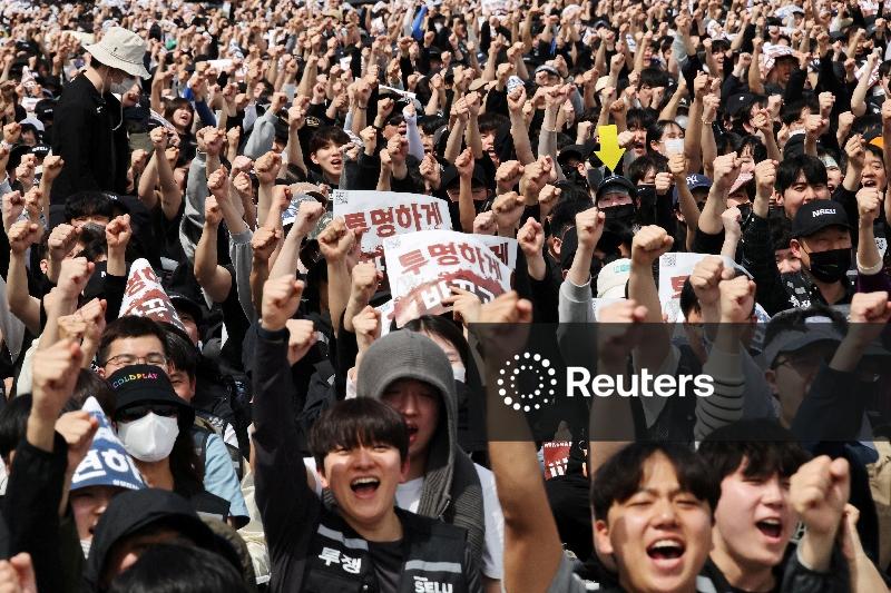 Sindicato da Samsung mantém plano de greve após oferta de negociações; ações despencam