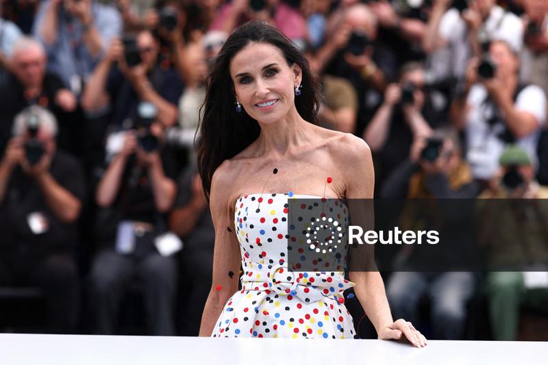 Demi Moore avalia, em Cannes, que lutar contra a IA é batalha perdida