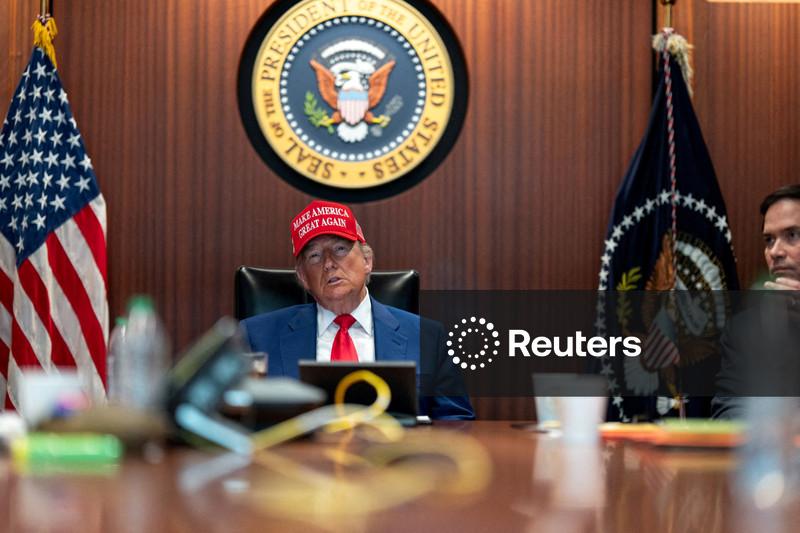 Trump diz que Estados Unidos obterão o urânio do Irã