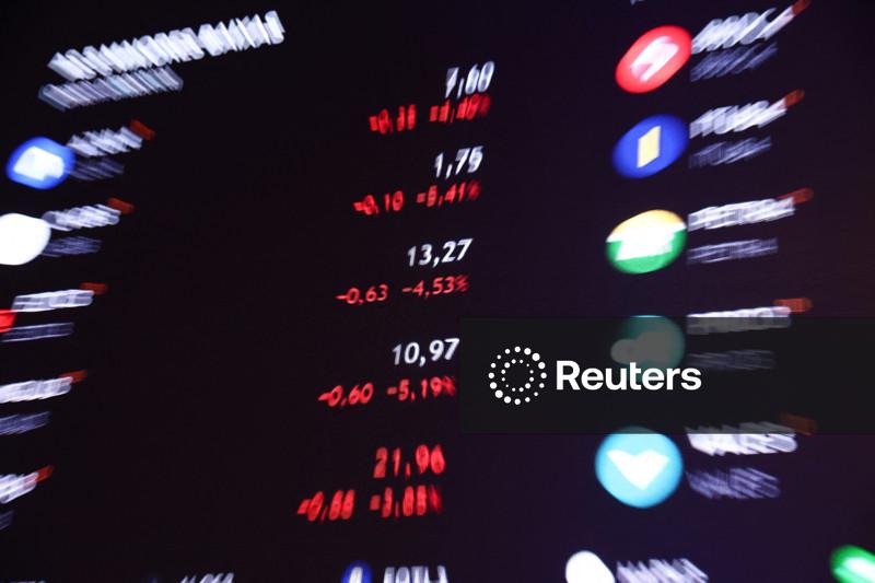 Ibovespa recua com investidores de olho em balanços, sem tirar Oriente Médio do radar