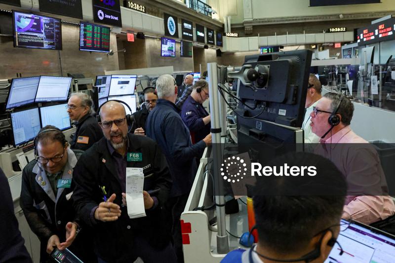S&P 500 e Nasdaq atingem recordes com alta das ações de chips de IA