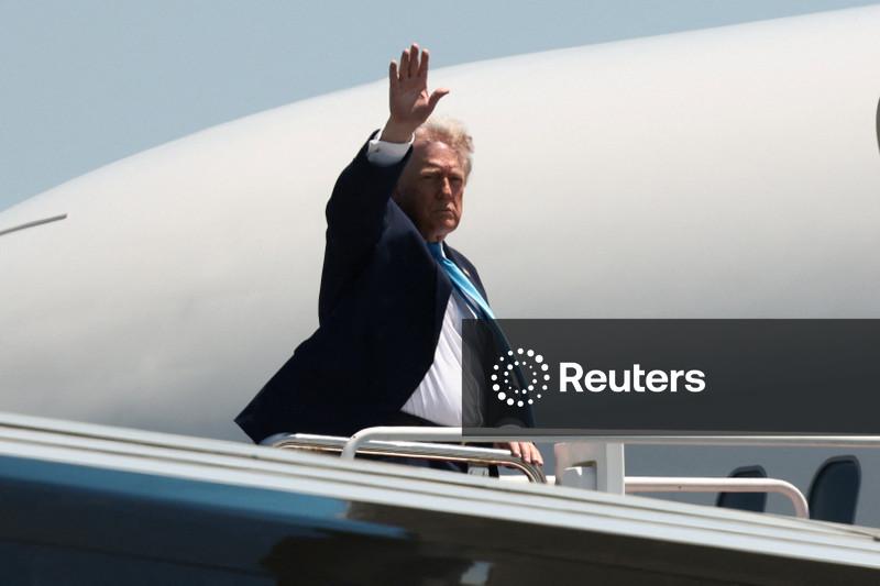 Trump diz que os EUA estão libertando Cuba