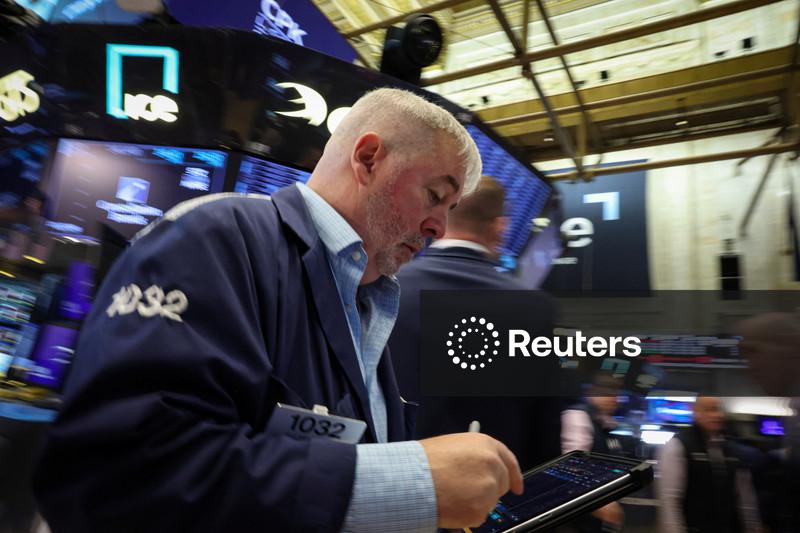 S&P 500 e Nasdaq atingem máximas recordes com otimismo em relação à IA e expectativa de paz no Oriente Médio