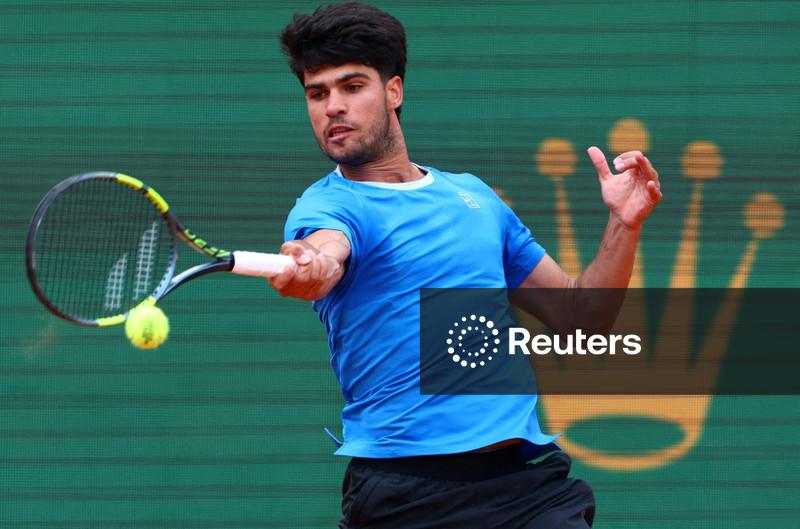 Alcaraz anuncia desistência de Wimbledon enquanto se recupera de lesão no punho