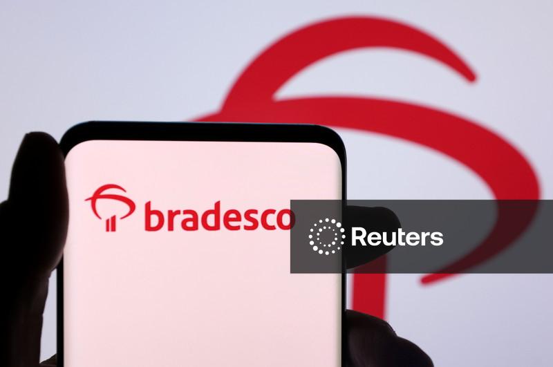 Bradesco está com viés mais conservador para crédito, mas sem "puxar freio de mão", diz CEO