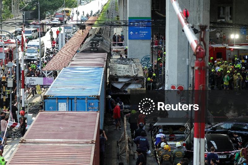 Maquinista é acusado pela polícia após acidente fatal de trem na Tailândia