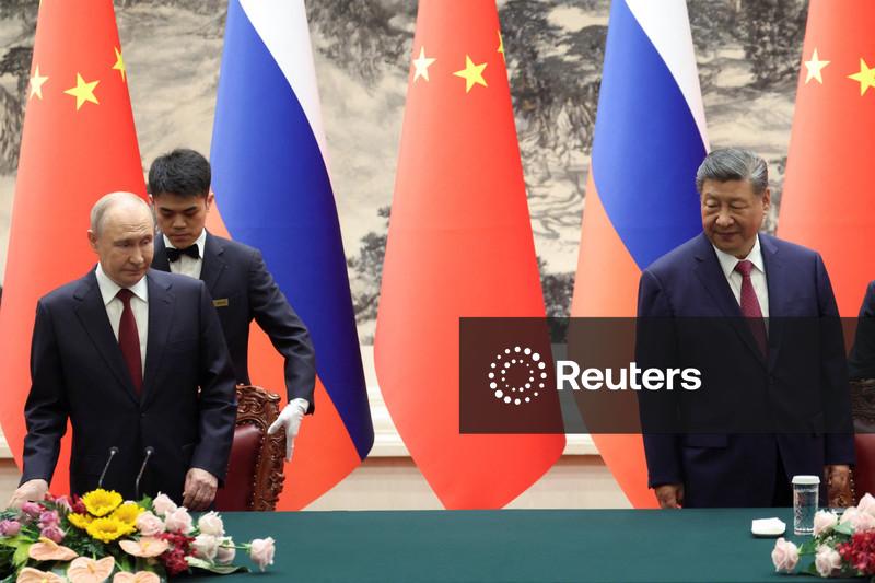 Xi Jinping e Putin se unem em críticas aos EUA sobre questões nucleares e de segurança