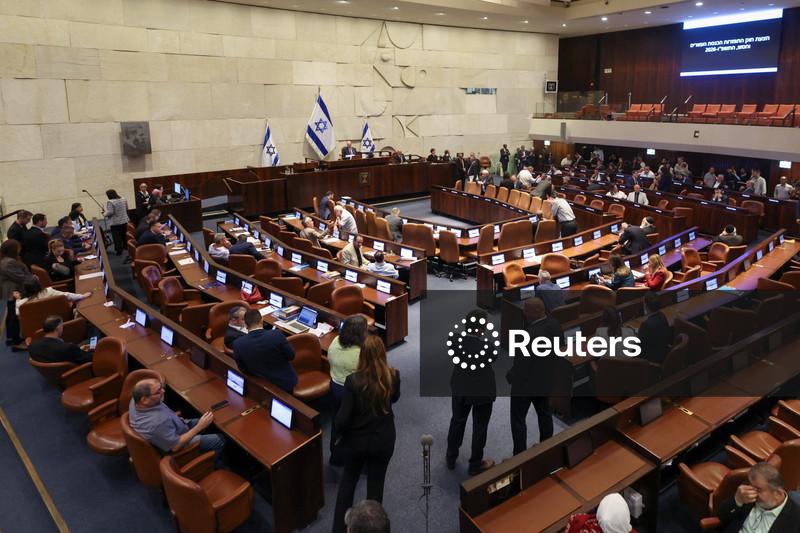 Israel dá passo em direção a eleições antecipadas com votação para dissolver Parlamento