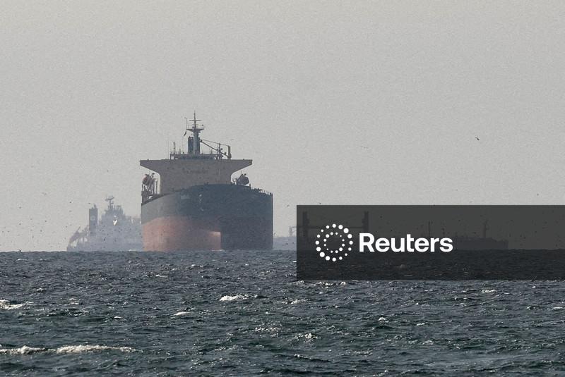 Irã se preparou para efeito do bloqueio dos EUA no setor de petróleo, diz ministro