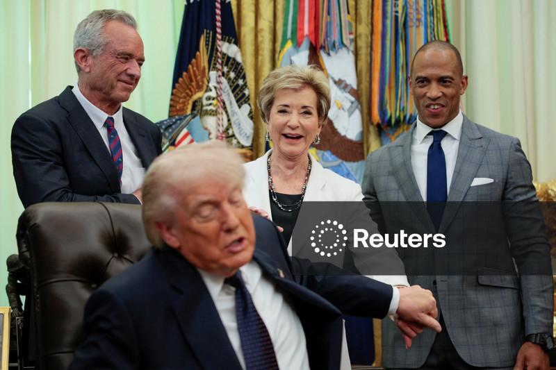 Trump diz que Irã quer fechar um acordo