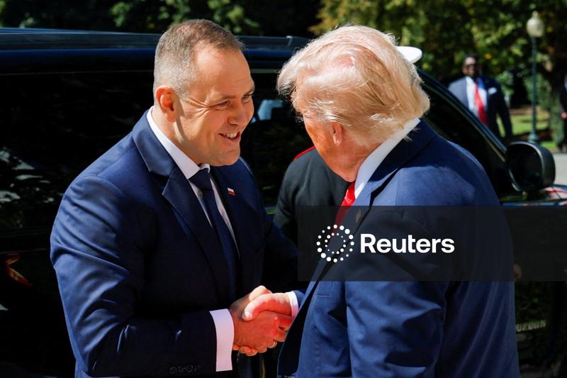 Trump diz que EUA enviarão mais 5.000 soldados para Polônia