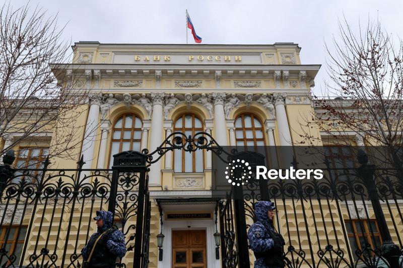 Rússia autoriza que banco central e banco Sberbank derrubem drones diretamente