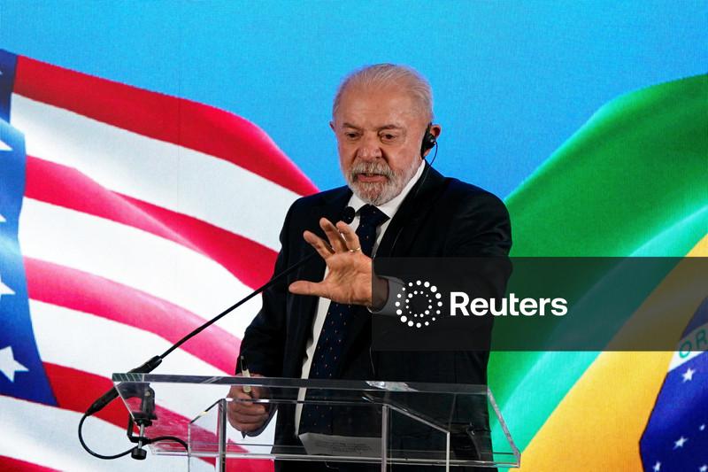 Em três horas de conversa, Lula ganha tempo para evitar novas tarifas