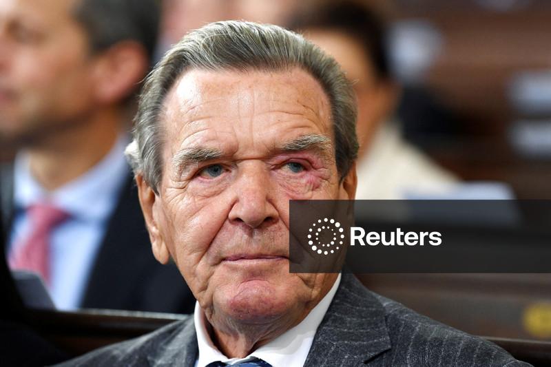 Ministros da UE rejeitam ideia de Putin de que Schroeder desempenhe papel em futuras negociações sobre segurança