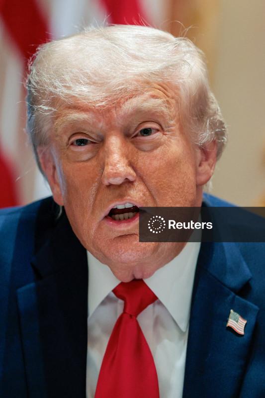 Trump diz que nenhum país controlará Estreito de Ormuz