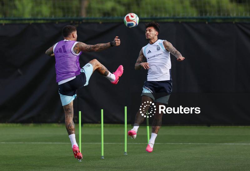 Argentina inicia defesa do título na Copa do Mundo contra uma Argélia confiante