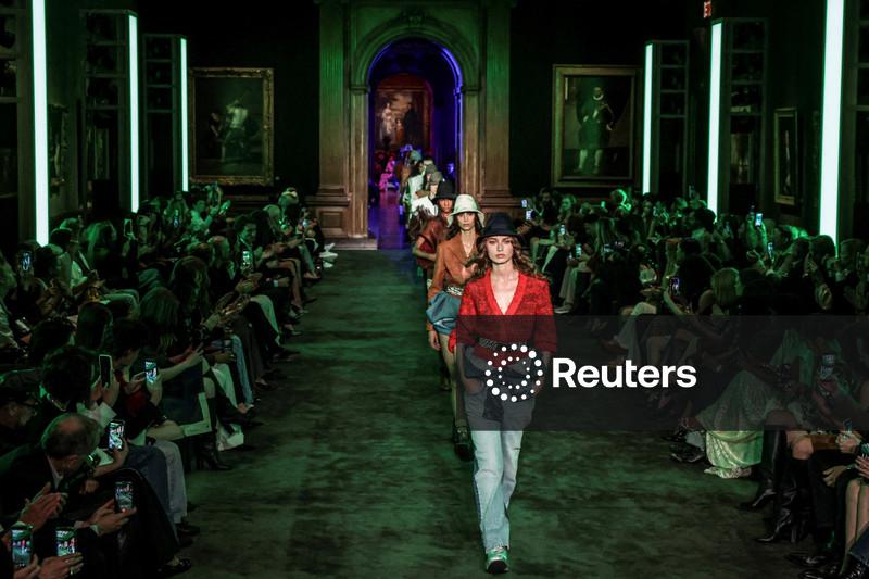 Marcas de luxo europeias buscam atrair super-ricos da IA nos EUA