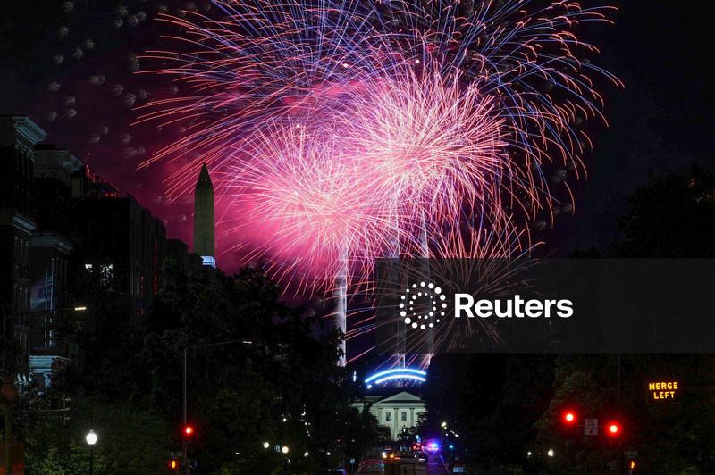 EUA se aproximam de 250º aniversário, mas parte da população duvida que país dure mais 250 anos, diz pesquisa Reuters/Ipsos