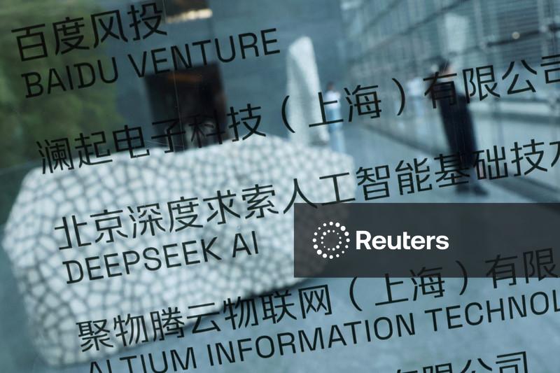 EUA adiam inclusão de chinesa DeepSeek em lista de restrição comercial, dizem fontes