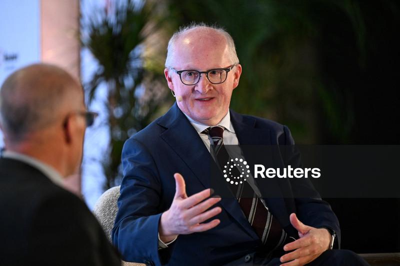 Economista-chefe do BCE indica juros mais altos mesmo após choque do Irã