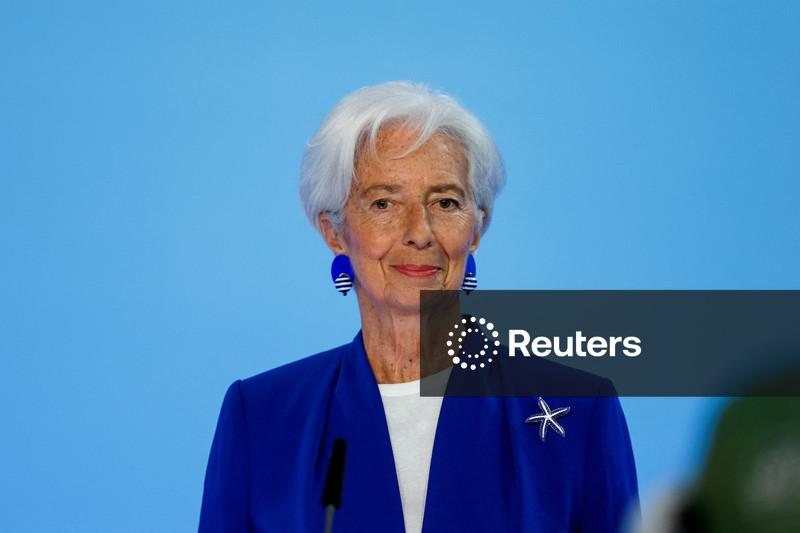 BCE diz que inflação poderá ficar abaixo de 2% no próximo ano em cenário moderado