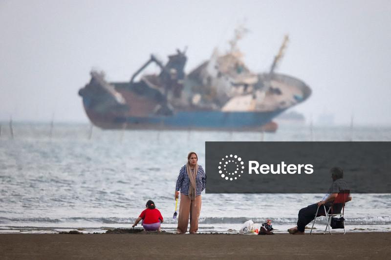 EUA atacam instalações iranianas depois que Irã lança drones