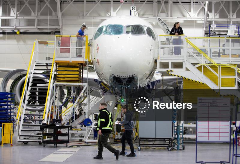 Airbus vive impasse sobre lançamento antecipado do A220 de maior porte, dizem fontes