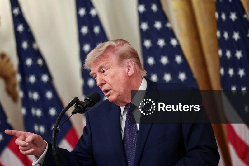 Trump diz que quer taxa de juros mais baixa, mas deixará decisão para Warsh