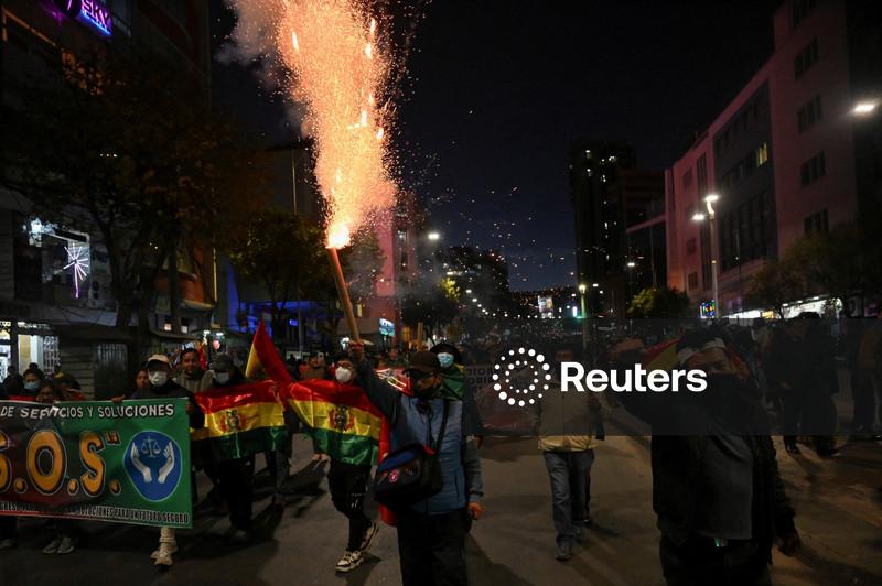 EUA dizem que estão aumentando ajuda emergencial à Bolívia por causa dos protestos