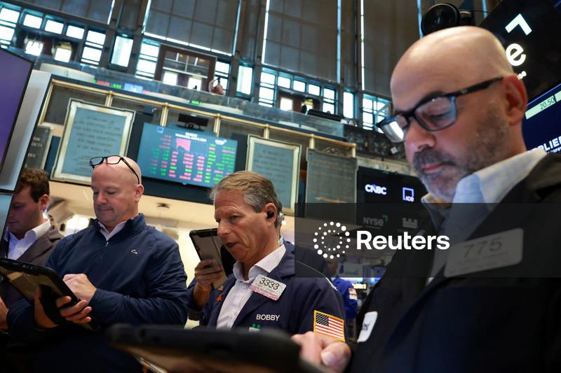 Wall Street ganha com recuperação de empresas de chips e redução de tensões no Oriente Médio