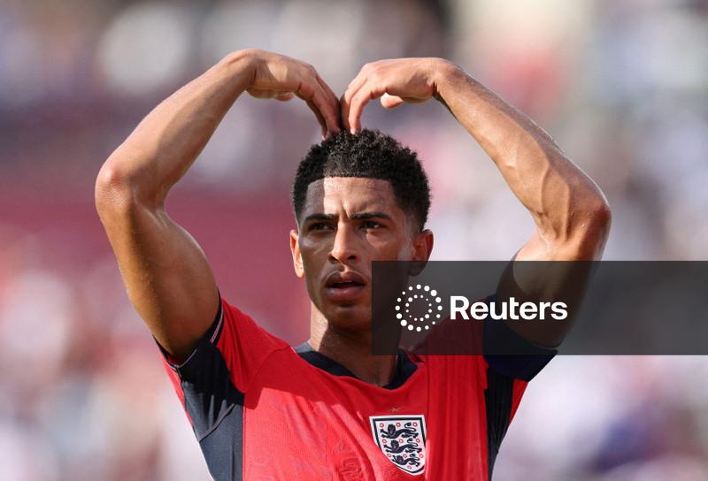 Técnico da Inglaterra diz que Bellingham terá que lutar por vaga no time titular na Copa do Mundo