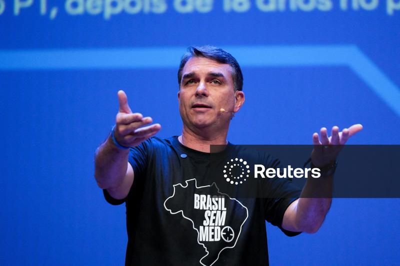 Direita brasileira aposta no "modelo Bukele" para atrair eleitores cansados da violência