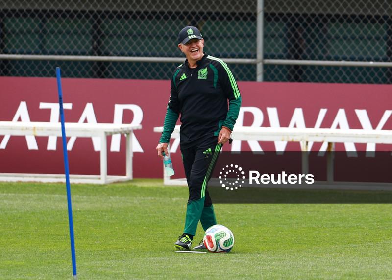 Na preparação para a abertura da Copa do Mundo, técnico do México revive memórias de 1986