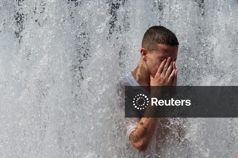 Onda de calor recorde causa transtornos na Europa, e França vê número de mortos aumentar