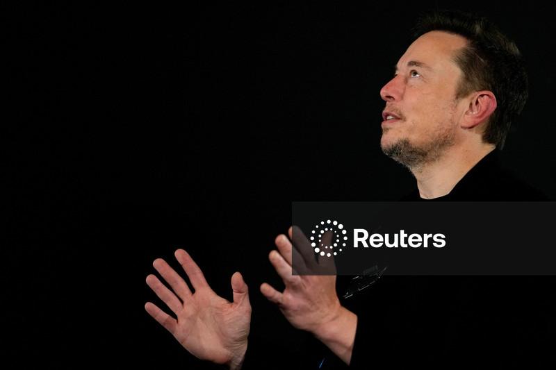 Starmer pede que Elon Musk pare de interferir na política do Reino Unido