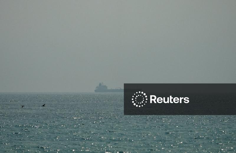 Petróleo fecha em alta após ataques entre EUA e Irã