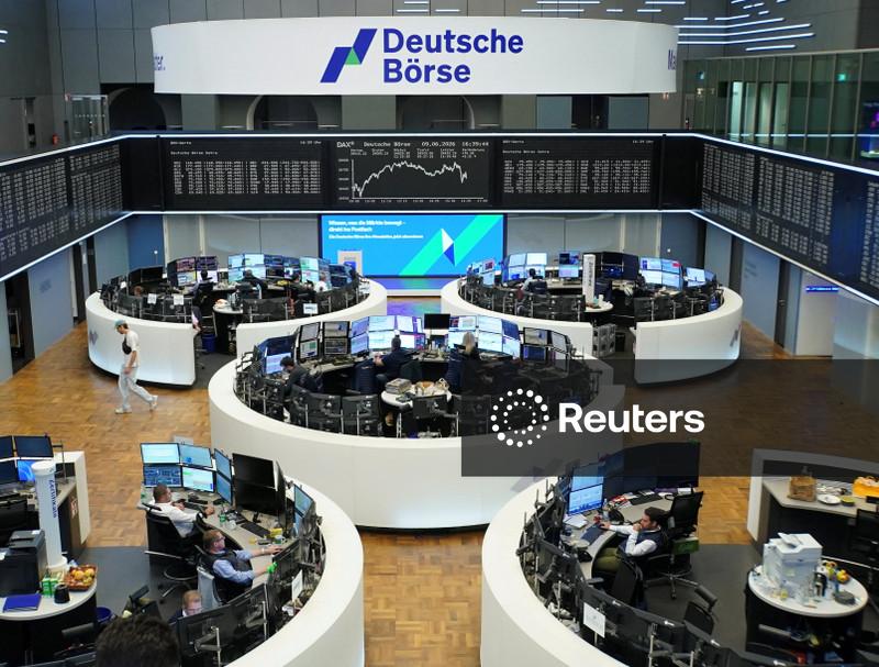 Ações europeias fecham estáveis enquanto investidores avaliam escalada de tensões entre EUA e Irã