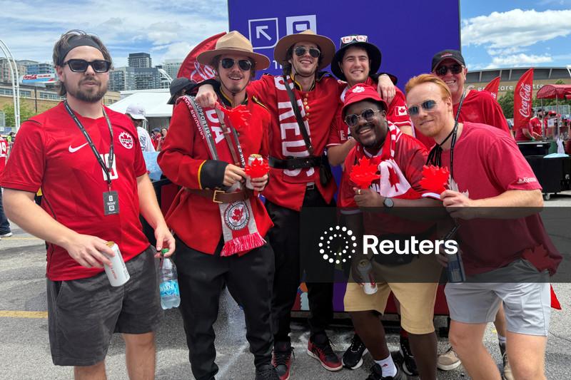 Com relações tensionadas, muitos canadenses lamentam sediar Copa do Mundo com os EUA