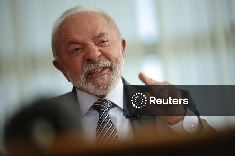 Lula diz que decidiu ir à reunião do G7 na França este mês